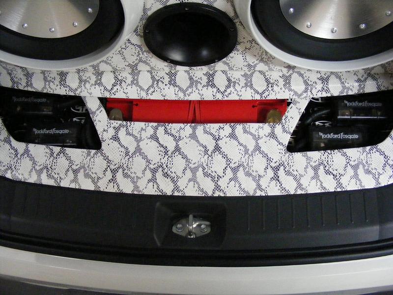Daihatsu_Rockford_Fosgate14.JPG