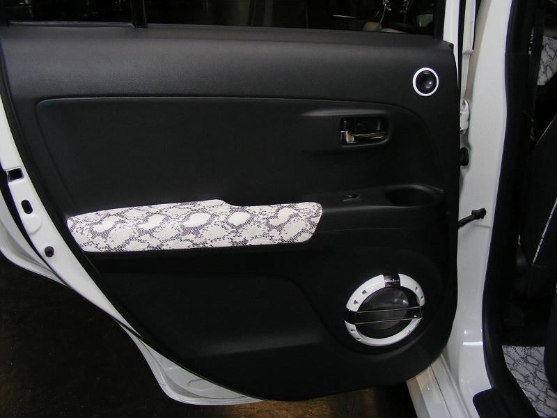Daihatsu_Rockford_Fosgate26.JPG