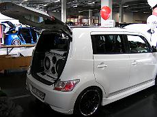 Daihatsu_Rockford_Fosgate01