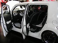 Daihatsu_Rockford_Fosgate31